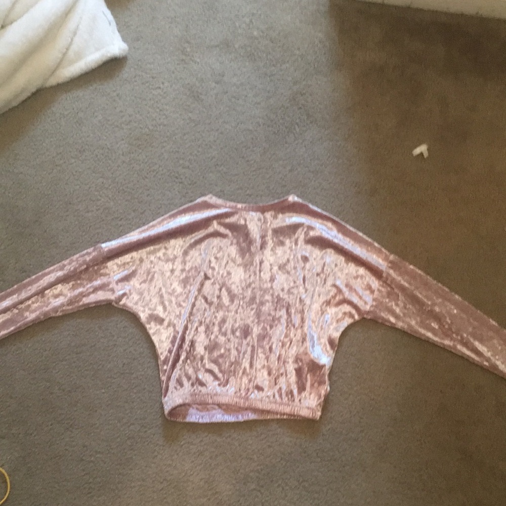 Velvet pink crop top